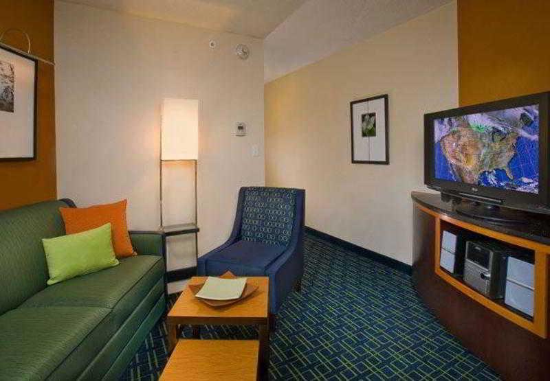 Fairfield Inn And Suites New Buffalo Bilik gambar